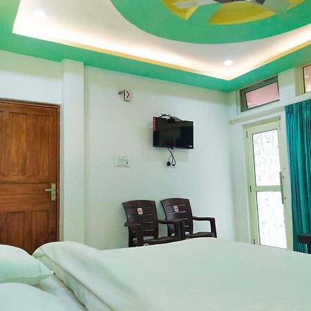 Appartement Aadishri à Rishīkesh Extérieur photo