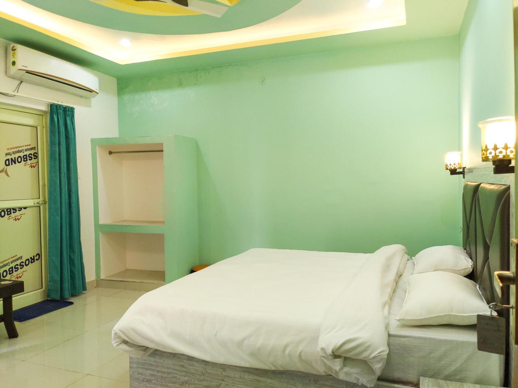Appartement Aadishri à Rishīkesh Extérieur photo