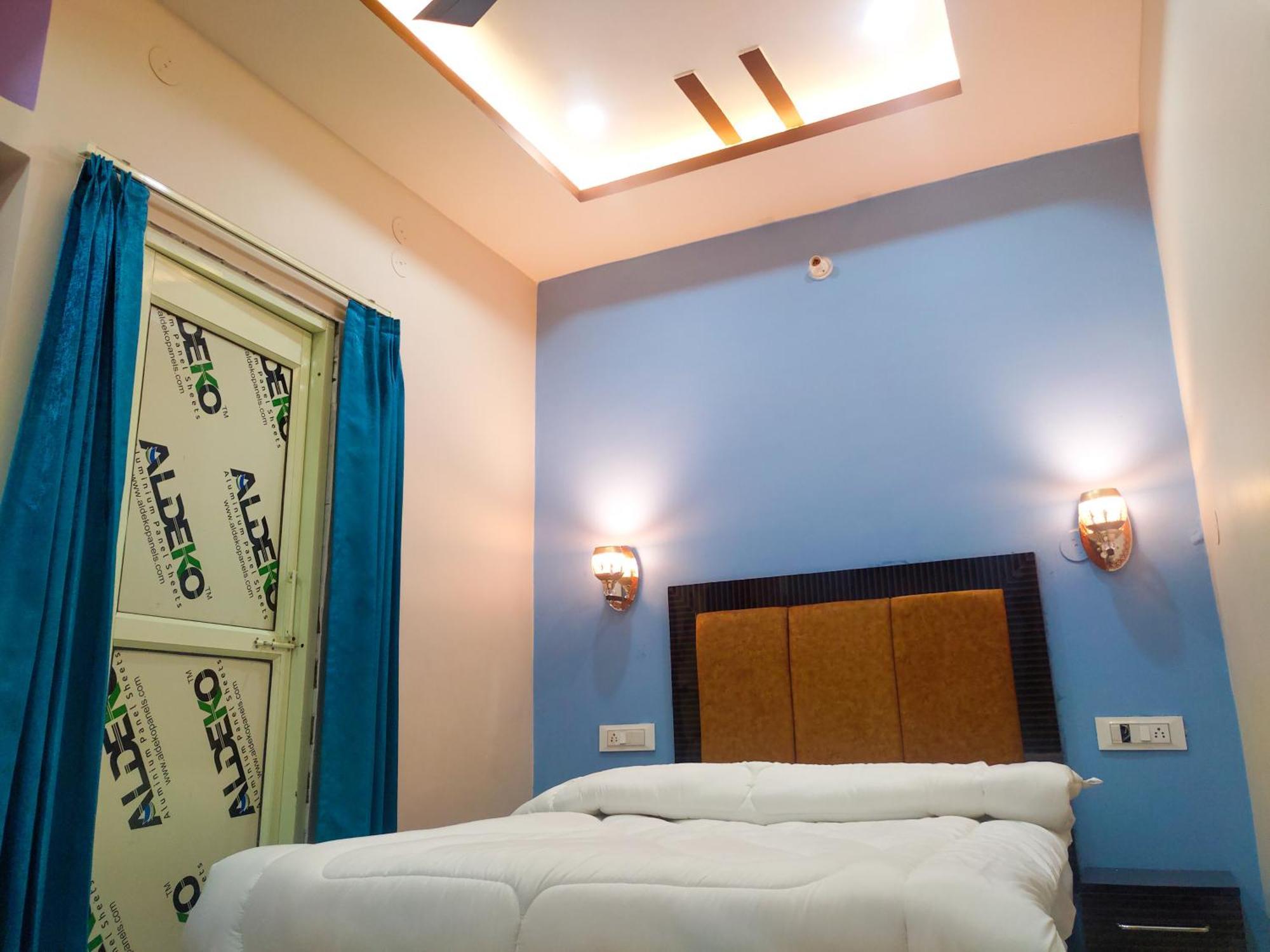 Appartement Aadishri à Rishīkesh Extérieur photo
